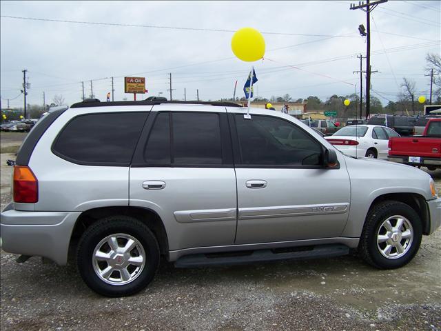 GMC Envoy 2005 photo 3