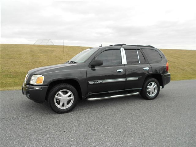 GMC Envoy 4x4 Crew Cab LE SUV