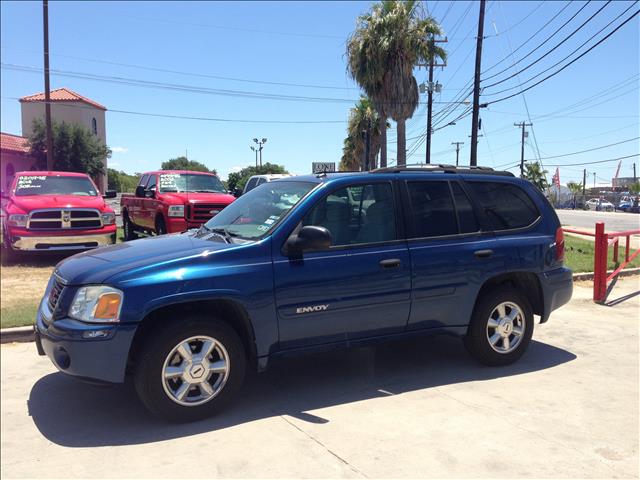 GMC Envoy 2005 photo 4