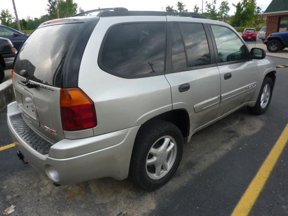 GMC Envoy 2005 photo 1