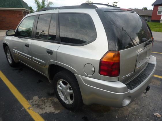 GMC Envoy 2005 photo 3