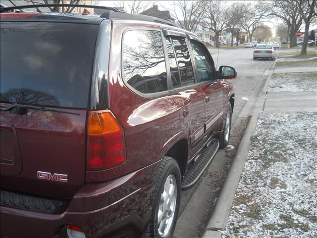 GMC Envoy 2005 photo 1