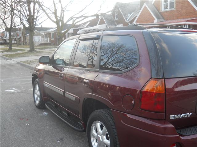 GMC Envoy 2005 photo 4