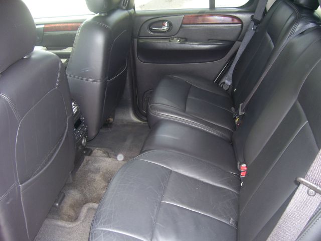 GMC Envoy 2005 photo 1