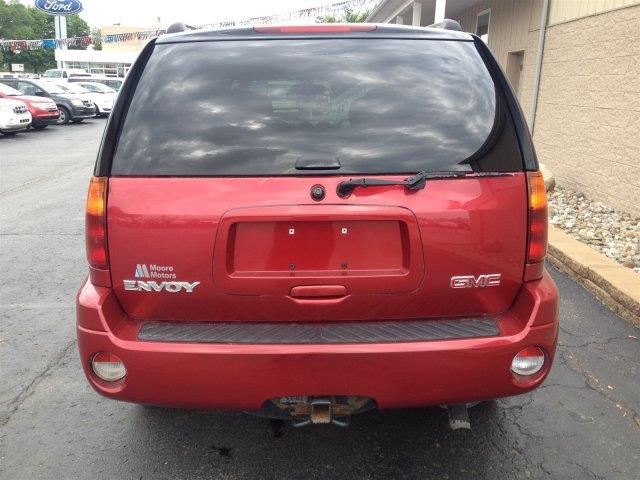 GMC Envoy 2005 photo 3