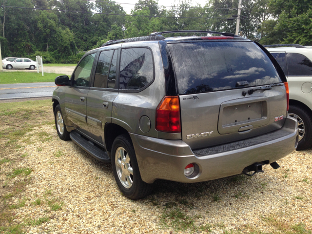 GMC Envoy Super SUV