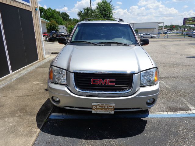 GMC Envoy 2005 photo 2