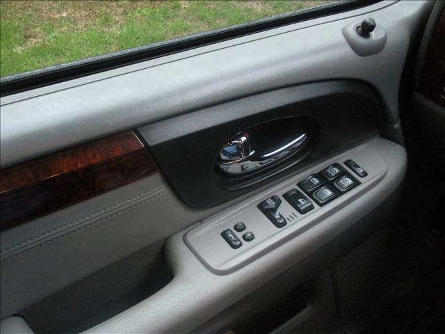 GMC Envoy 2005 photo 3