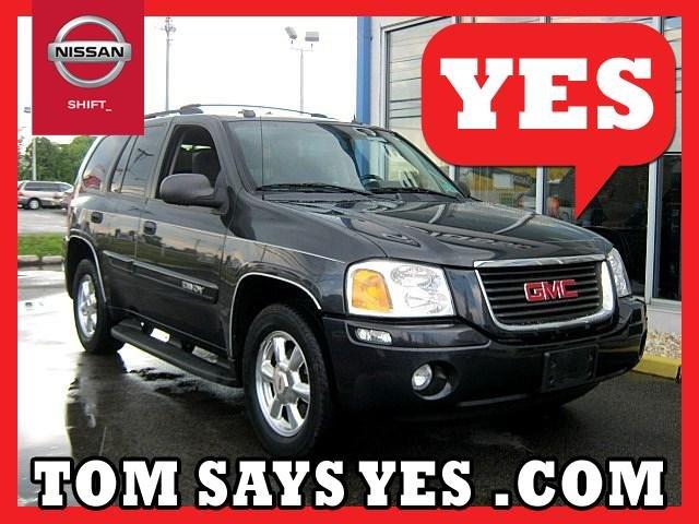 GMC Envoy 2005 photo 2