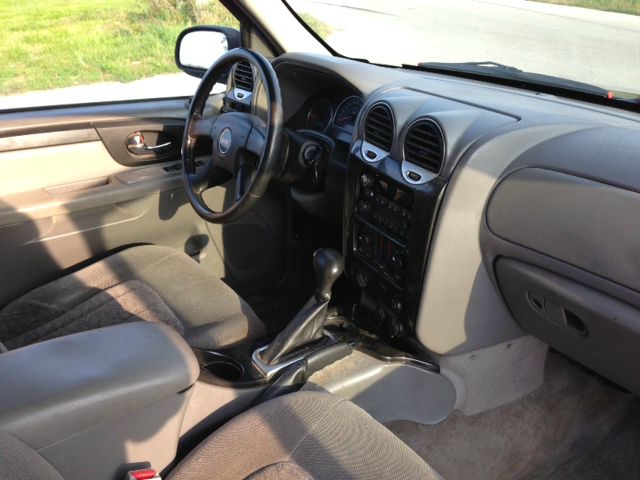 GMC Envoy 2005 photo 1