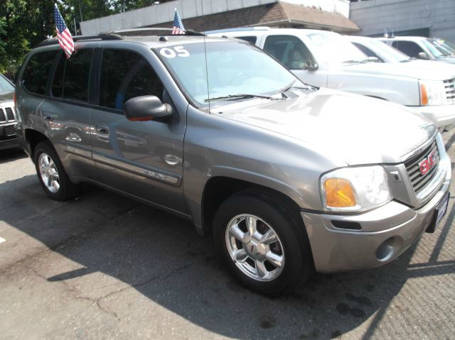 GMC Envoy 2005 photo 3