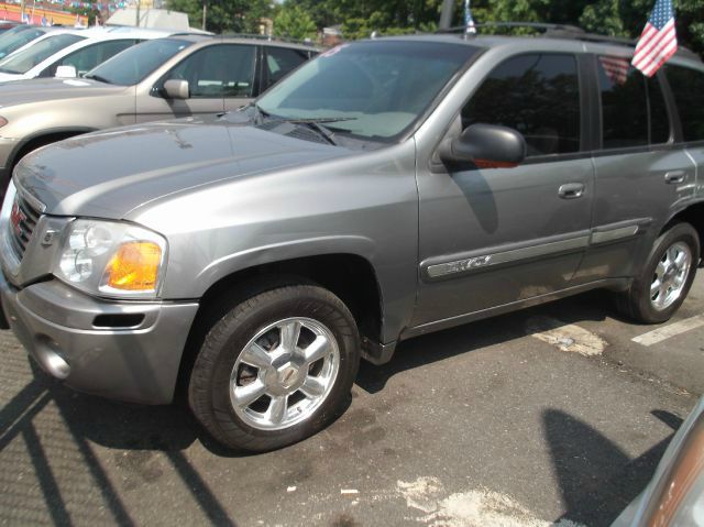 GMC Envoy 2005 photo 4