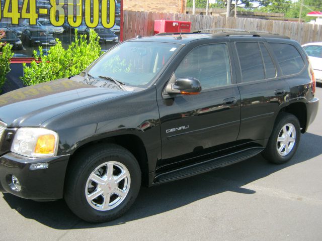 GMC Envoy 2005 photo 3