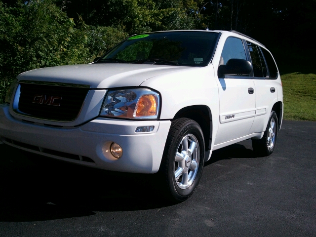 GMC Envoy 2005 photo 4