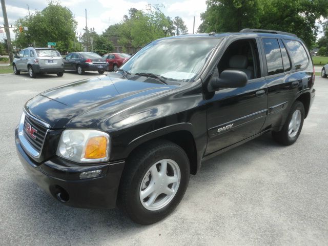 GMC Envoy 2005 photo 1