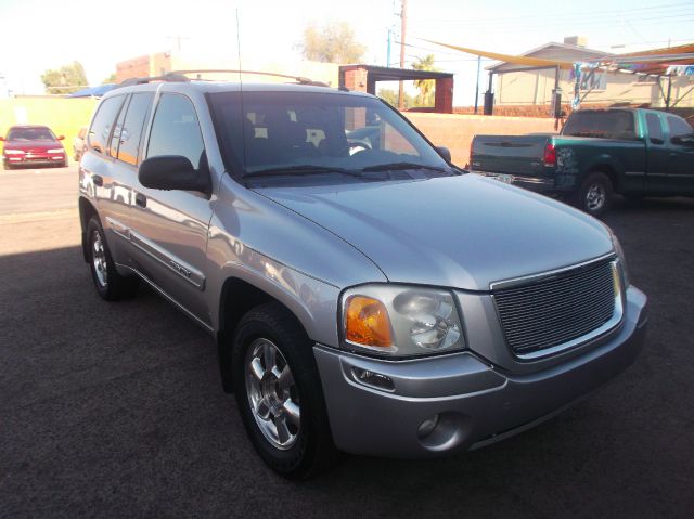 GMC Envoy 2005 photo 1