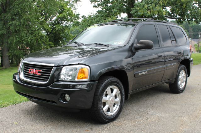 GMC Envoy 4x4 Crew Cab LE SUV