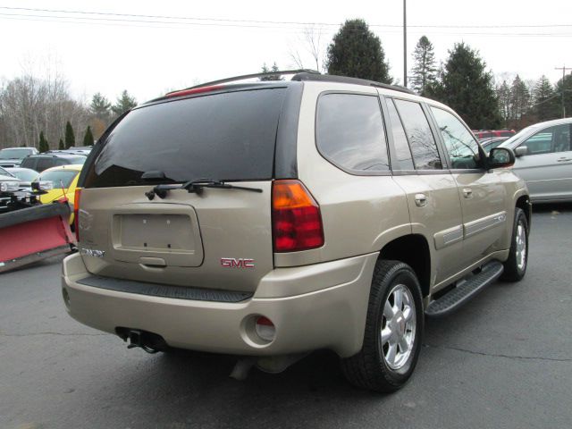 GMC Envoy 2005 photo 4