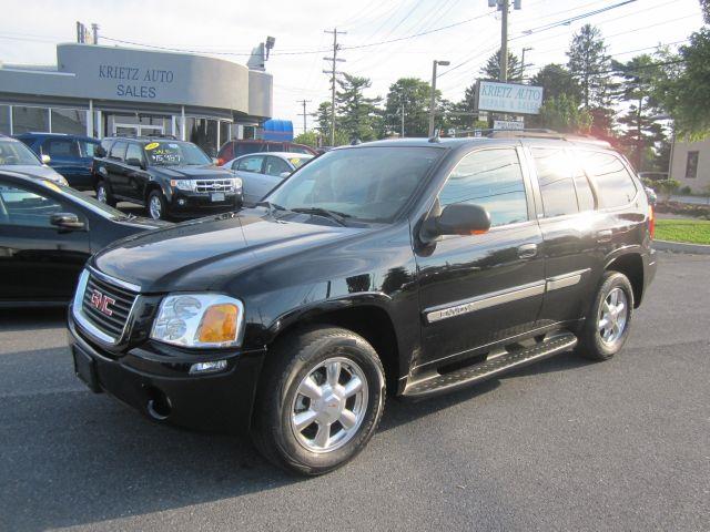 GMC Envoy 2005 photo 2