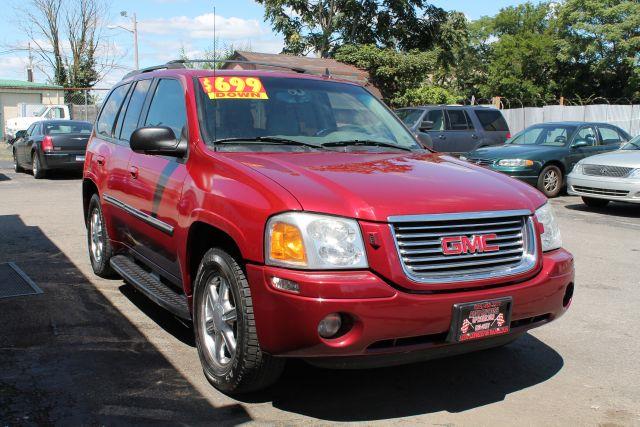 GMC Envoy 2006 photo 1