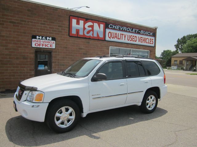 GMC Envoy 2006 photo 4