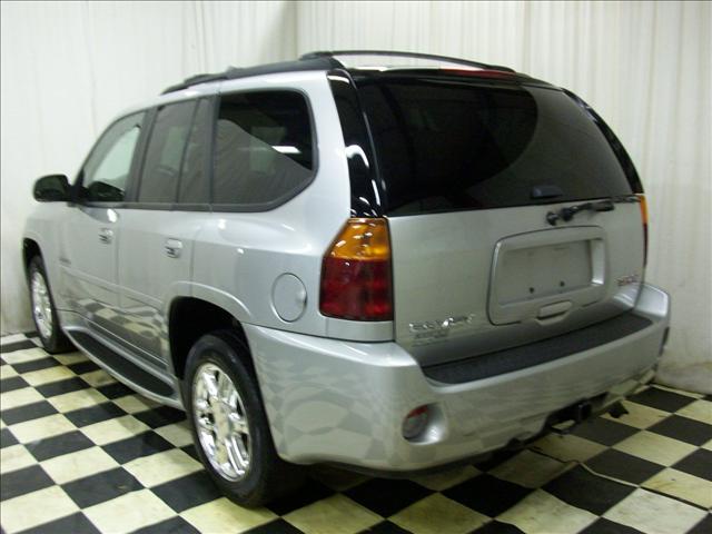 GMC Envoy 2006 photo 3