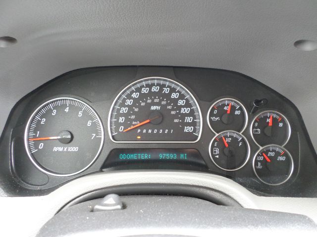 GMC Envoy 2006 photo 14