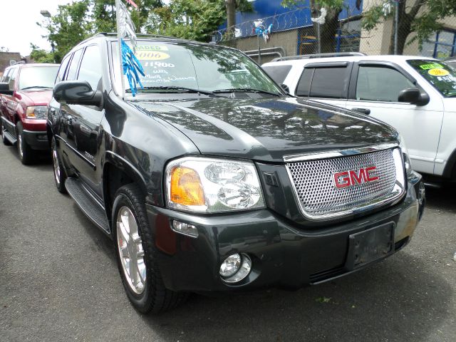 GMC Envoy 2006 photo 17