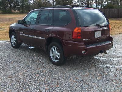 GMC Envoy 2006 photo 2