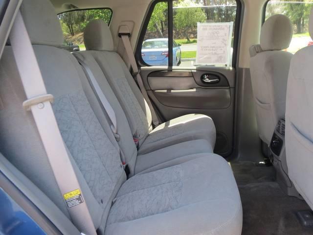 GMC Envoy 2006 photo 1