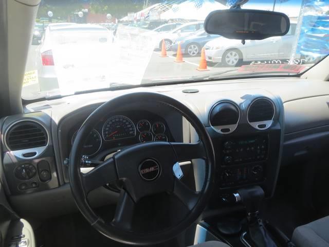 GMC Envoy 2006 photo 12