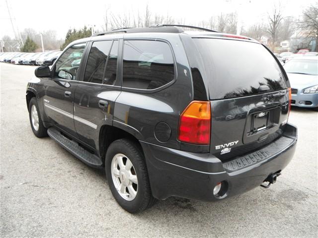 GMC Envoy 2006 photo 4