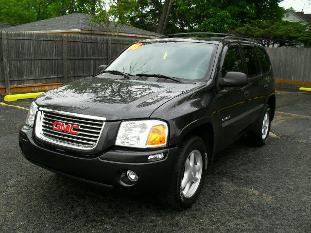 GMC Envoy 2006 photo 1