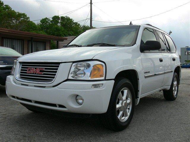 GMC Envoy 2006 photo 1