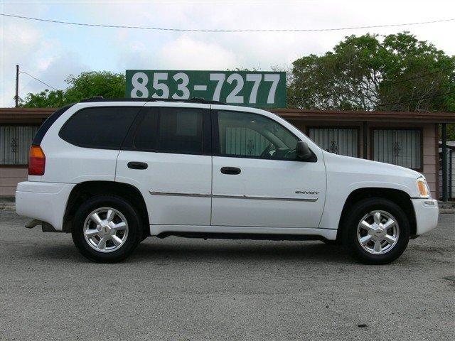 GMC Envoy 2006 photo 3