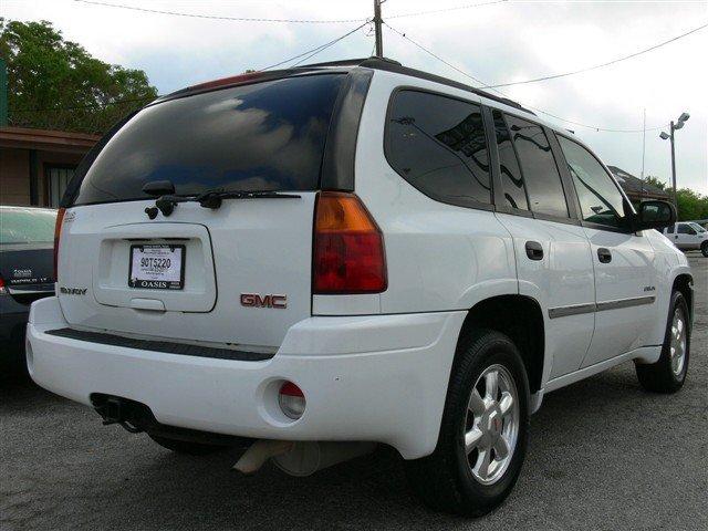 GMC Envoy 2006 photo 4