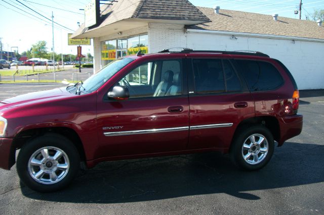 GMC Envoy 2006 photo 12