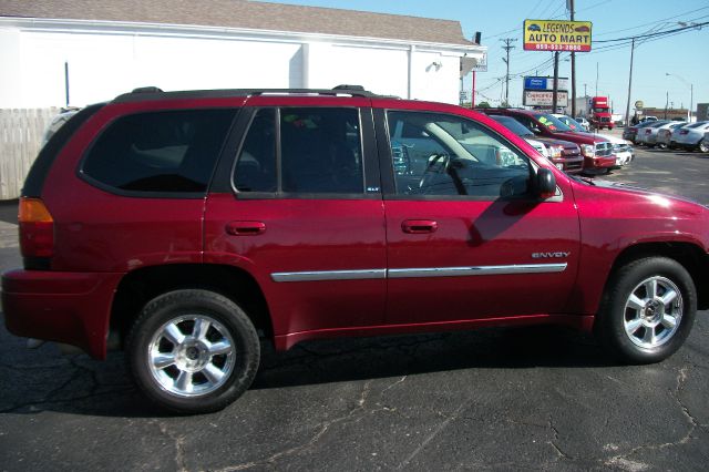 GMC Envoy 2006 photo 4