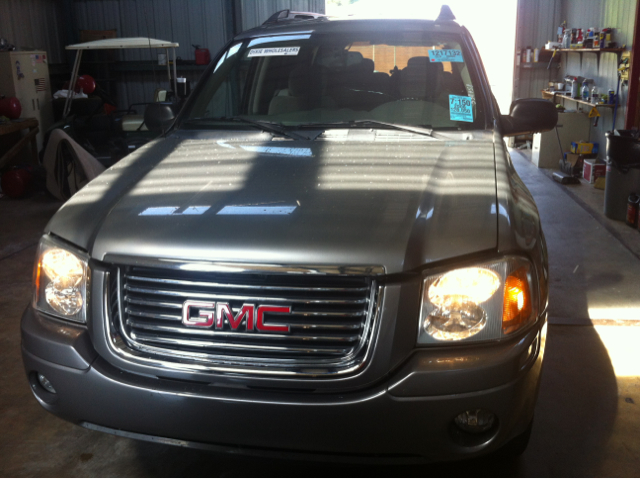 GMC Envoy 2006 photo 1