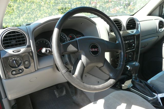 GMC Envoy 2006 photo 3