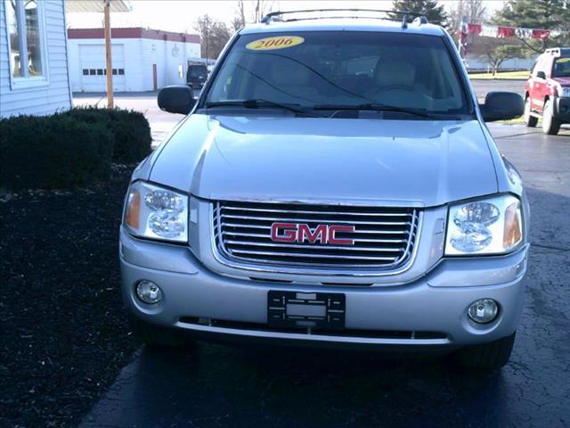 GMC Envoy 2006 photo 1