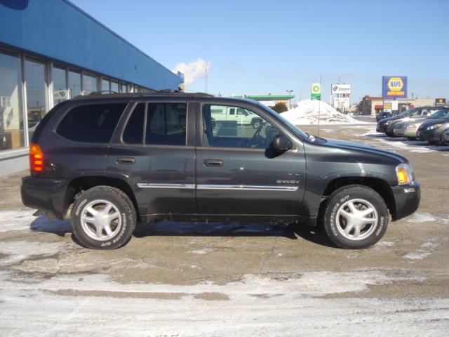 GMC Envoy 2006 photo 1