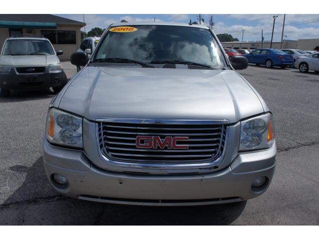 GMC Envoy 2006 photo 1