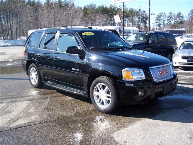 GMC Envoy EX Sedan 4D Sport Utility