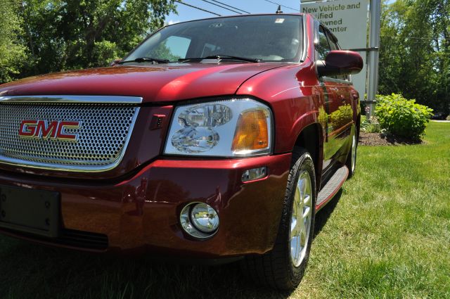 GMC Envoy 2006 photo 32