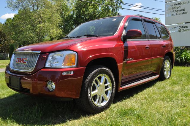 GMC Envoy 2006 photo 39