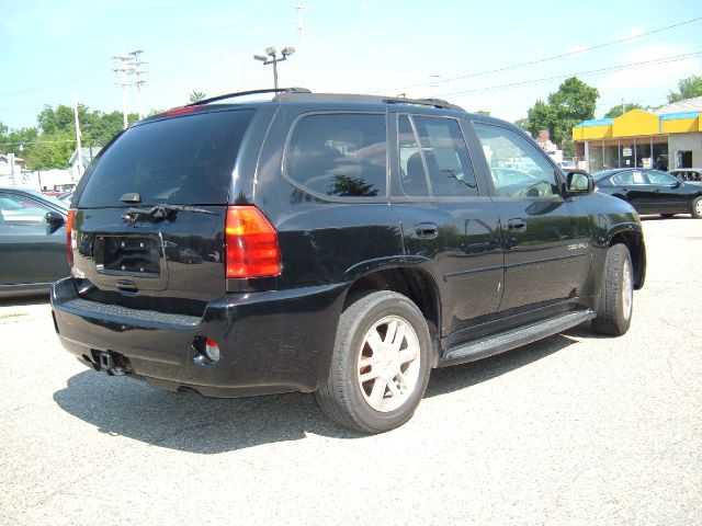 GMC Envoy 2006 photo 8