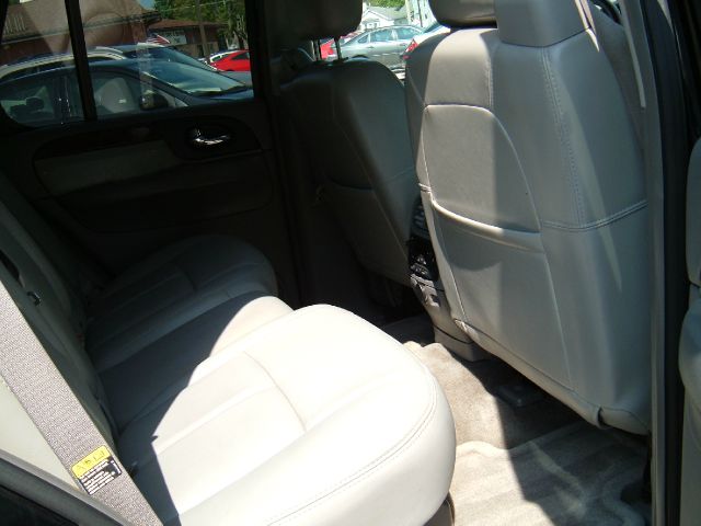 GMC Envoy 2006 photo 9