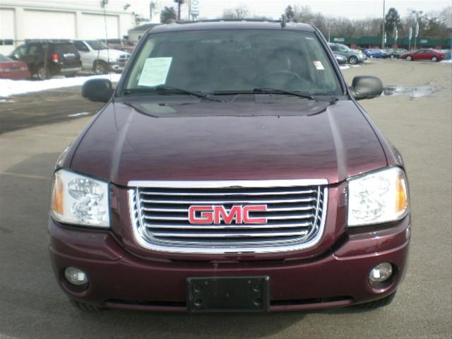 GMC Envoy 2006 photo 1