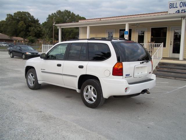 GMC Envoy 2006 photo 2